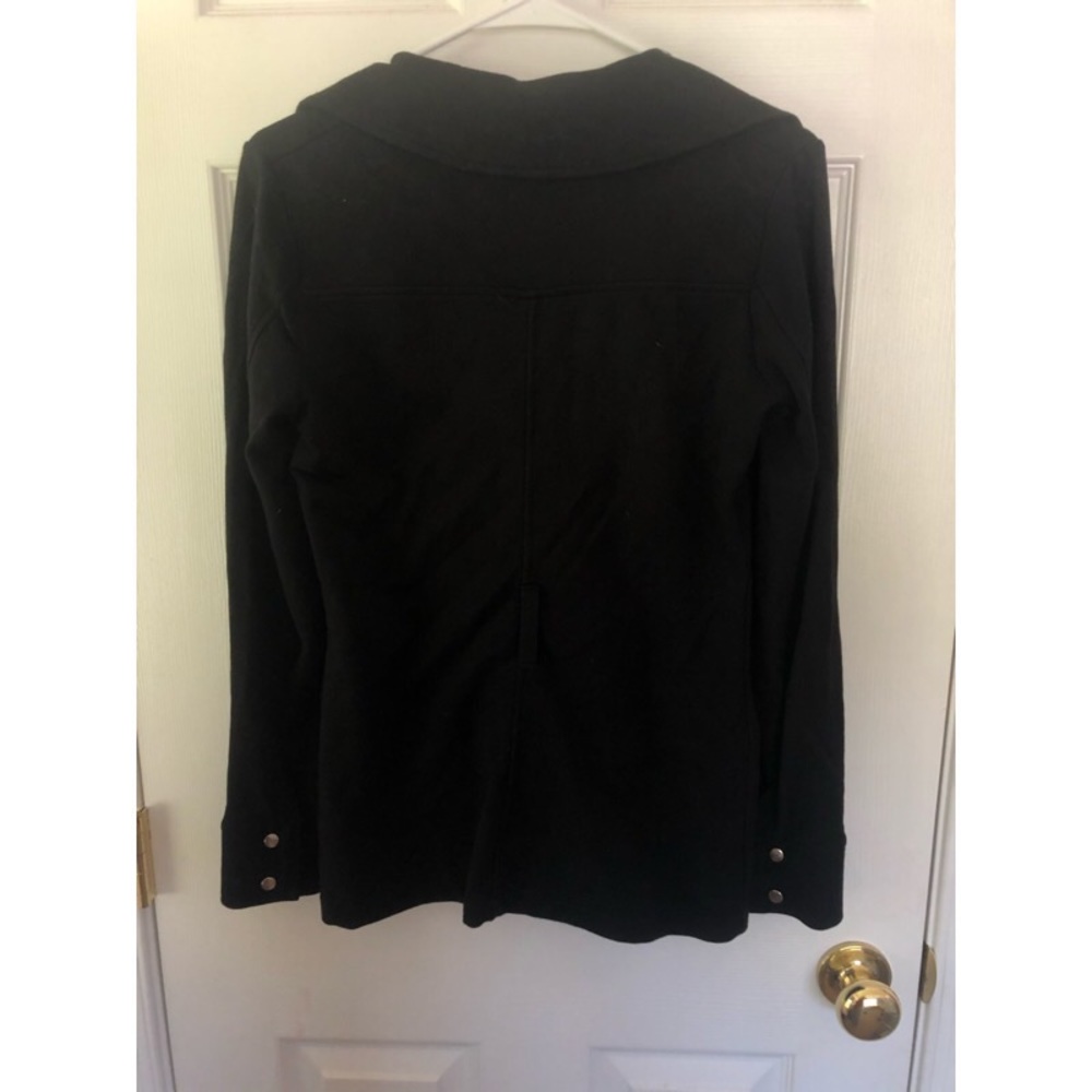 Black jacket - Picture 2 of 3